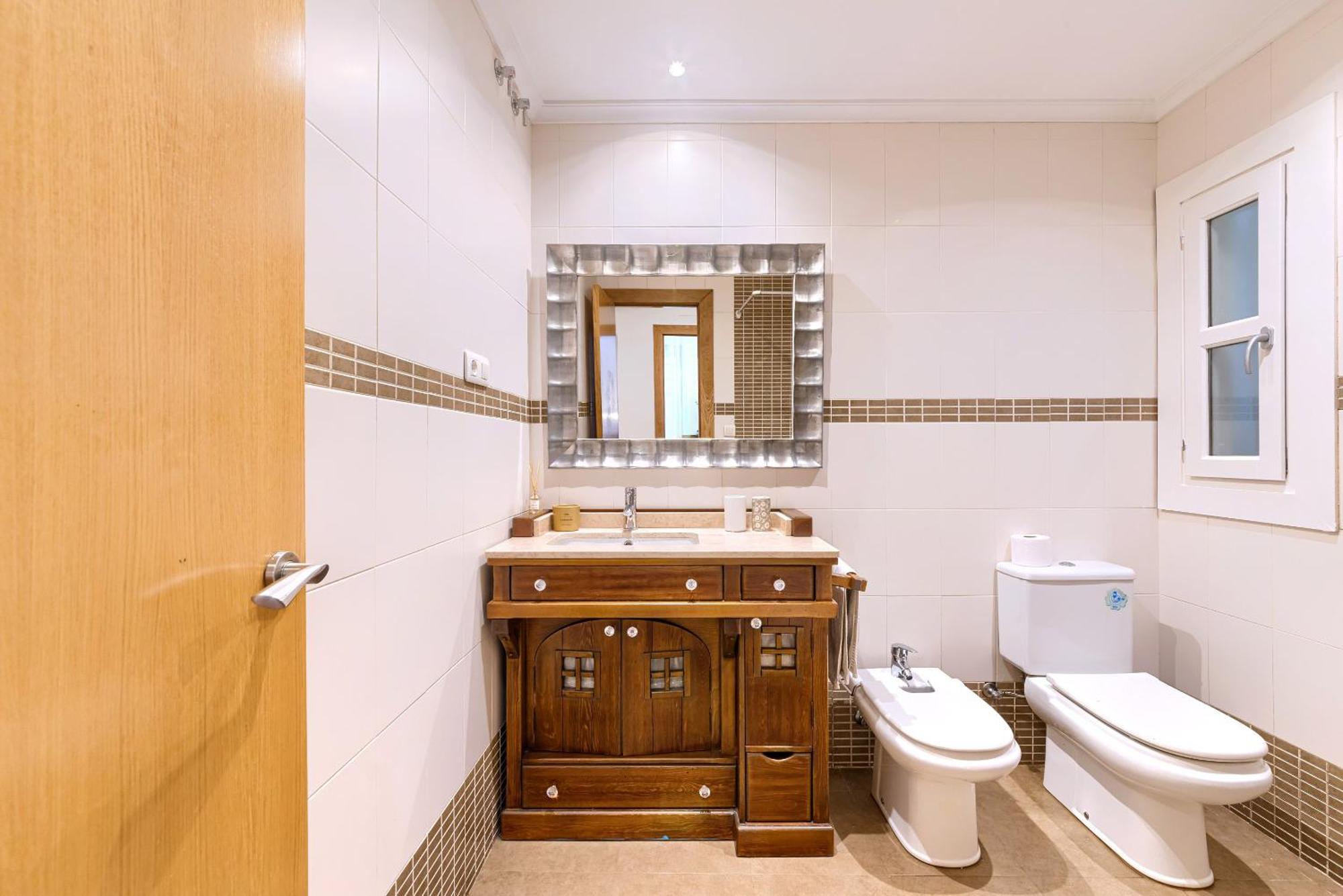 Apartamento Vivienda Turistica Acogedora Y Elegante En Irala Bilbao Exterior foto