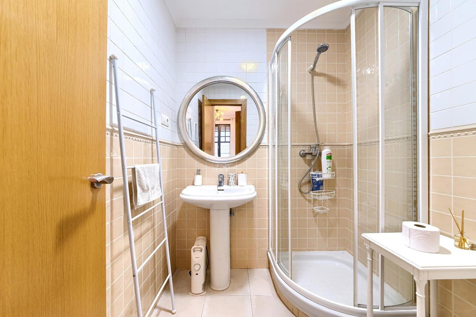 Apartamento Vivienda Turistica Acogedora Y Elegante En Irala Bilbao Exterior foto