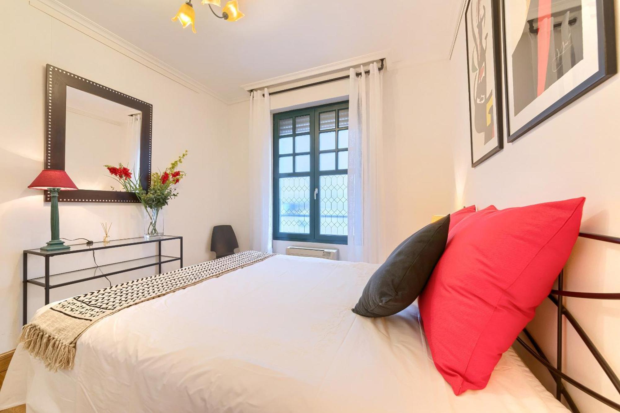 Apartamento Vivienda Turistica Acogedora Y Elegante En Irala Bilbao Exterior foto